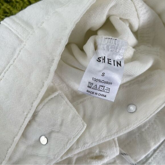 NWOT LACEUP SKORT WHITE - Picture 7 of 7
